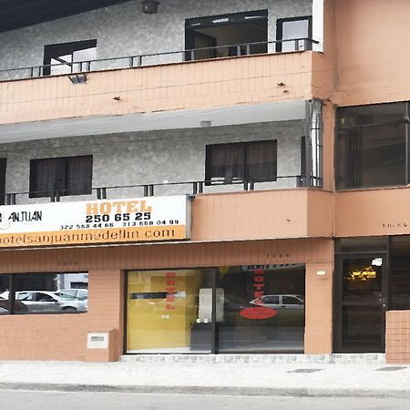 Ayenda Villas De San Juan Medellín Esterno foto