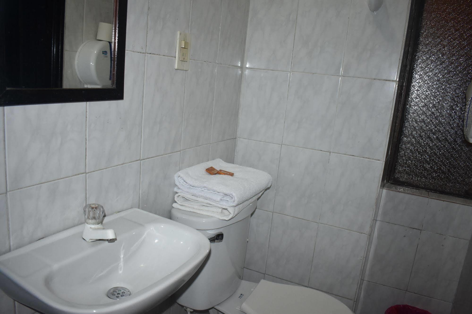 Ayenda Villas De San Juan Medellín Esterno foto